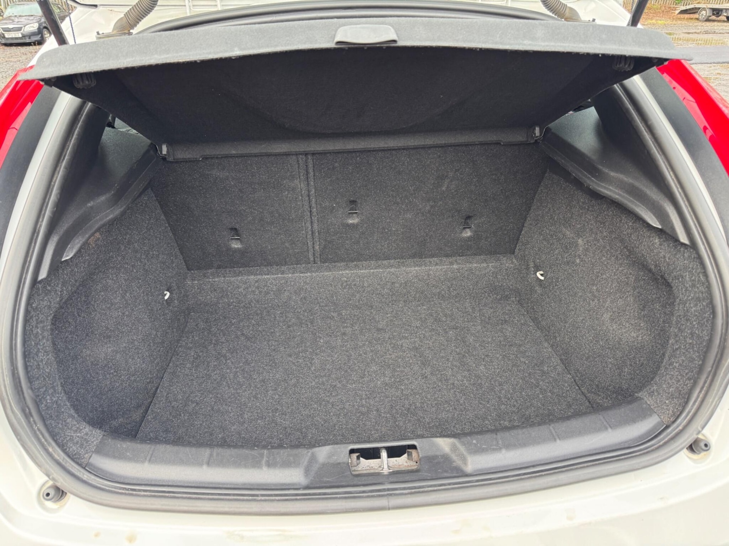 Used Volvo V40 2015 for sale - 76994892: Photo 16