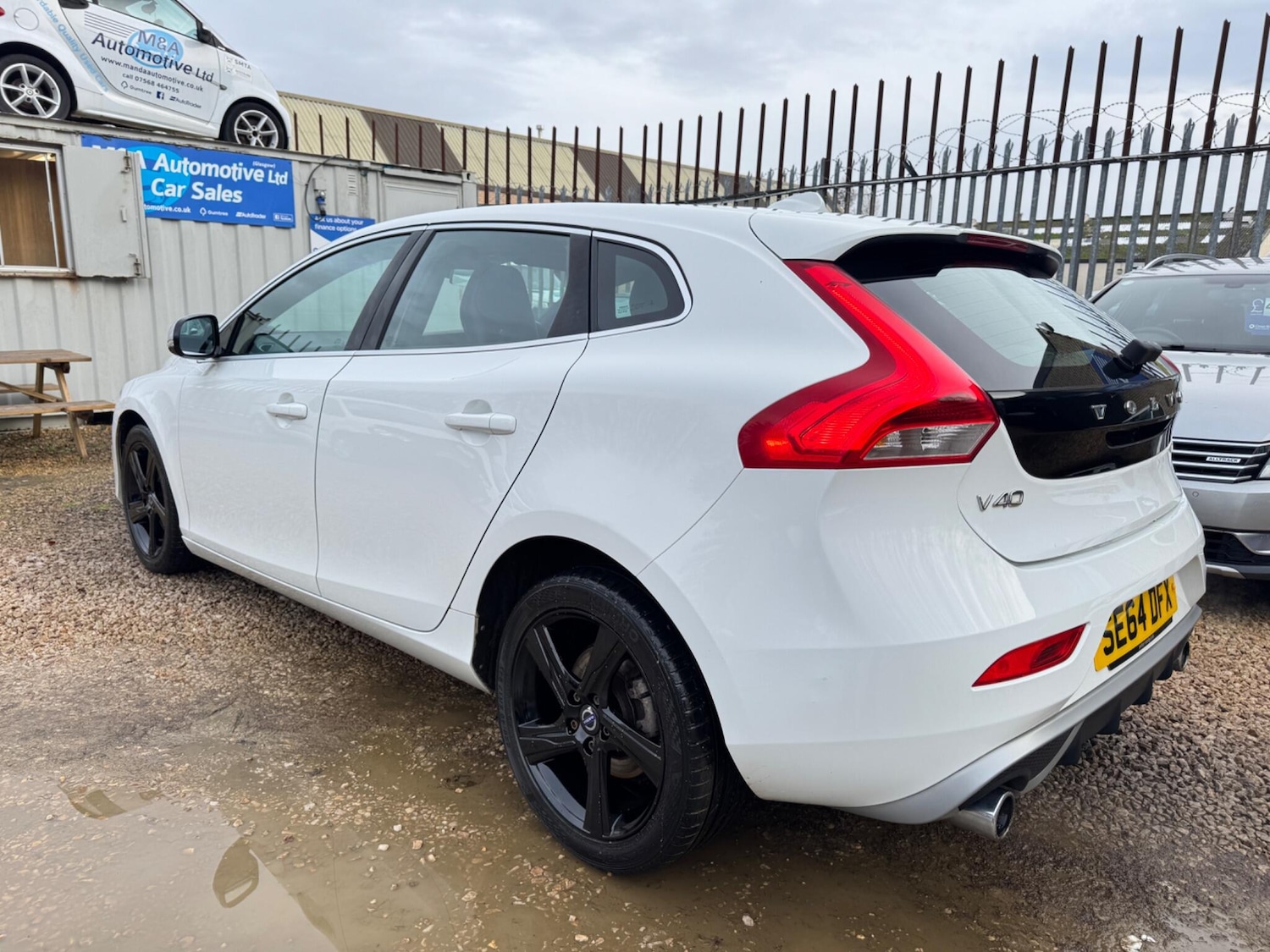 Used Volvo V40 2015 for sale - 76994892: Photo 3