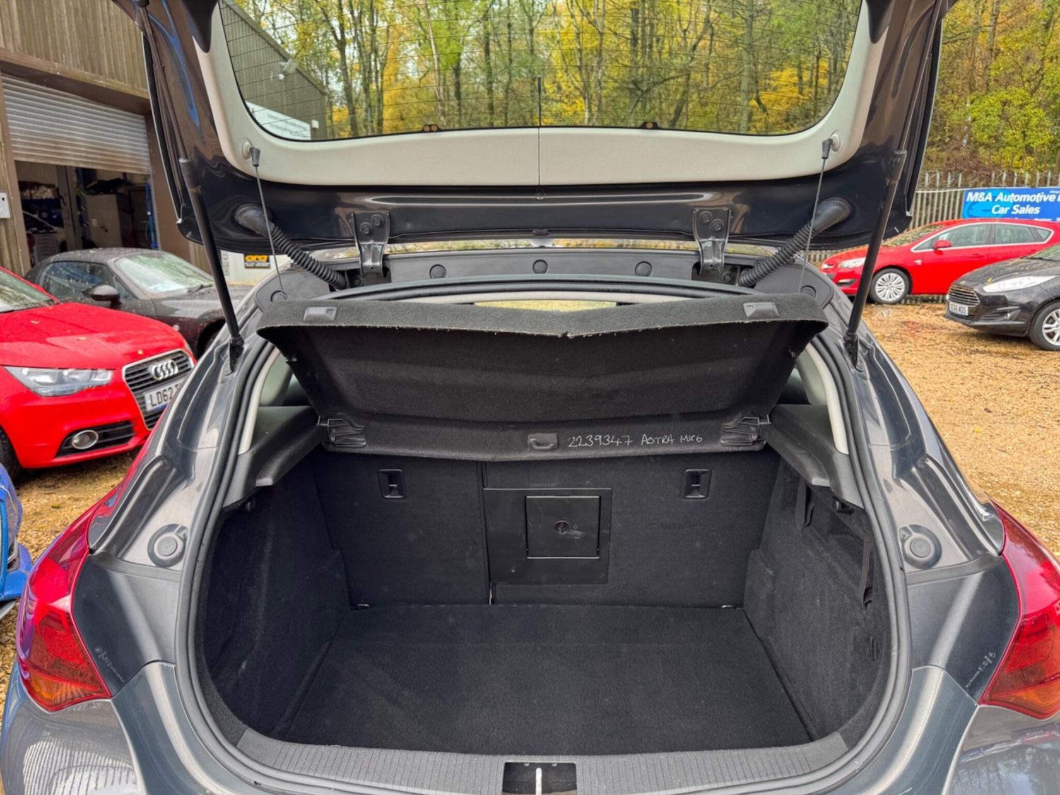 Used Vauxhall Astra 2013 for sale - 76472782: Photo 16