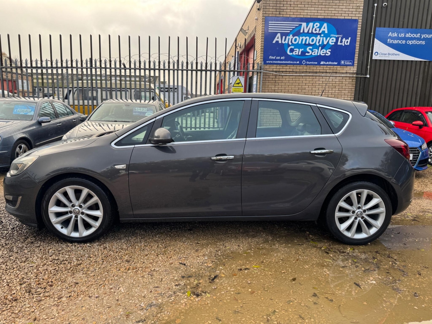 Used Vauxhall Astra 2013 for sale - 76472782: Photo 5