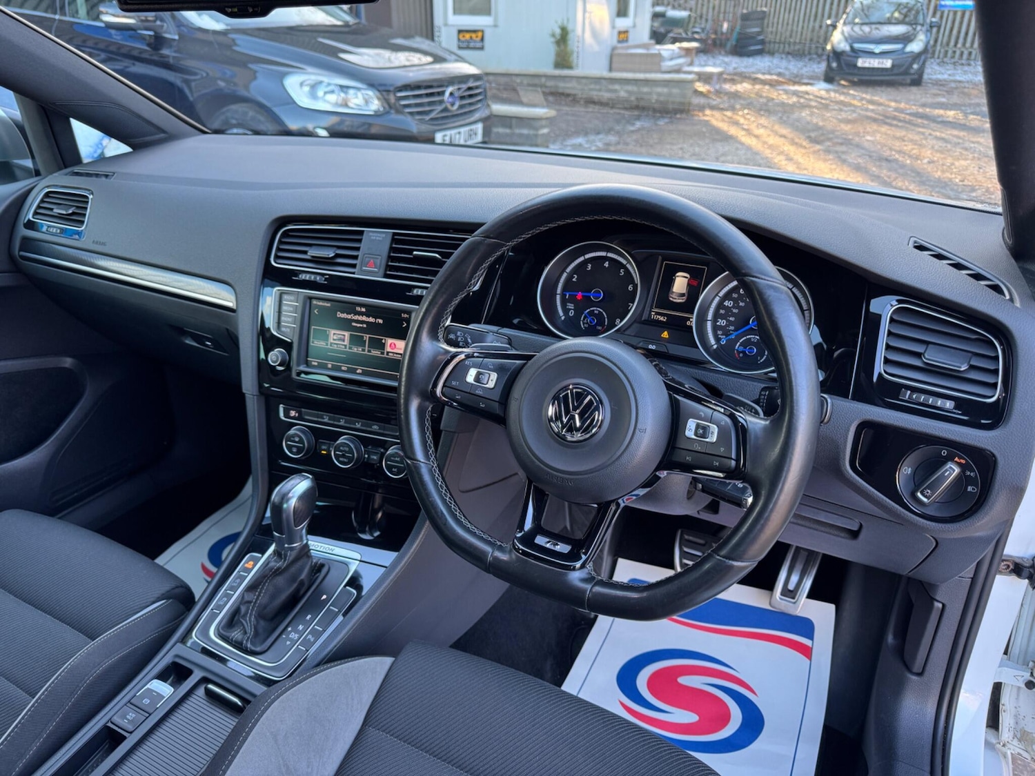 Used Volkswagen Golf 2015 for sale - 76633413: Photo 10