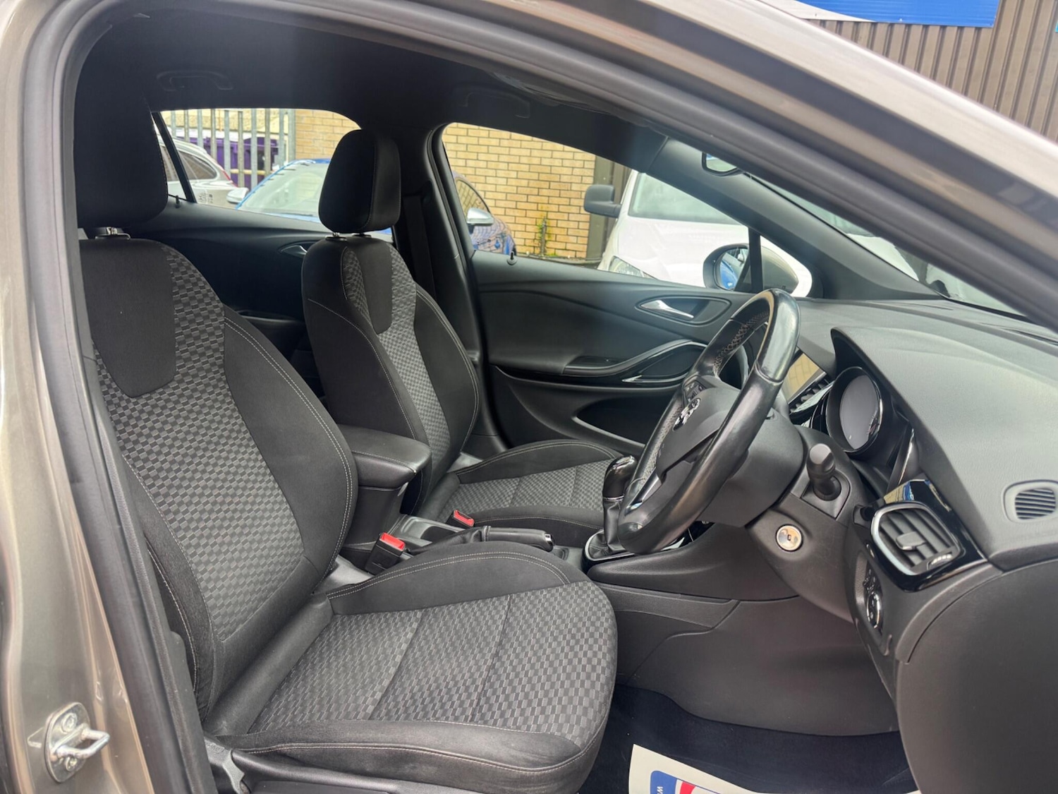 Used Vauxhall Astra 2016 for sale - 76084065: Photo 10