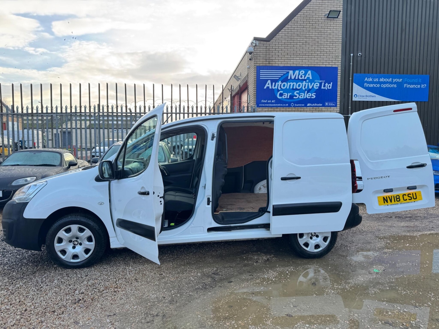 Used Peugeot Partner 2018 for sale - 76824250: Photo 15