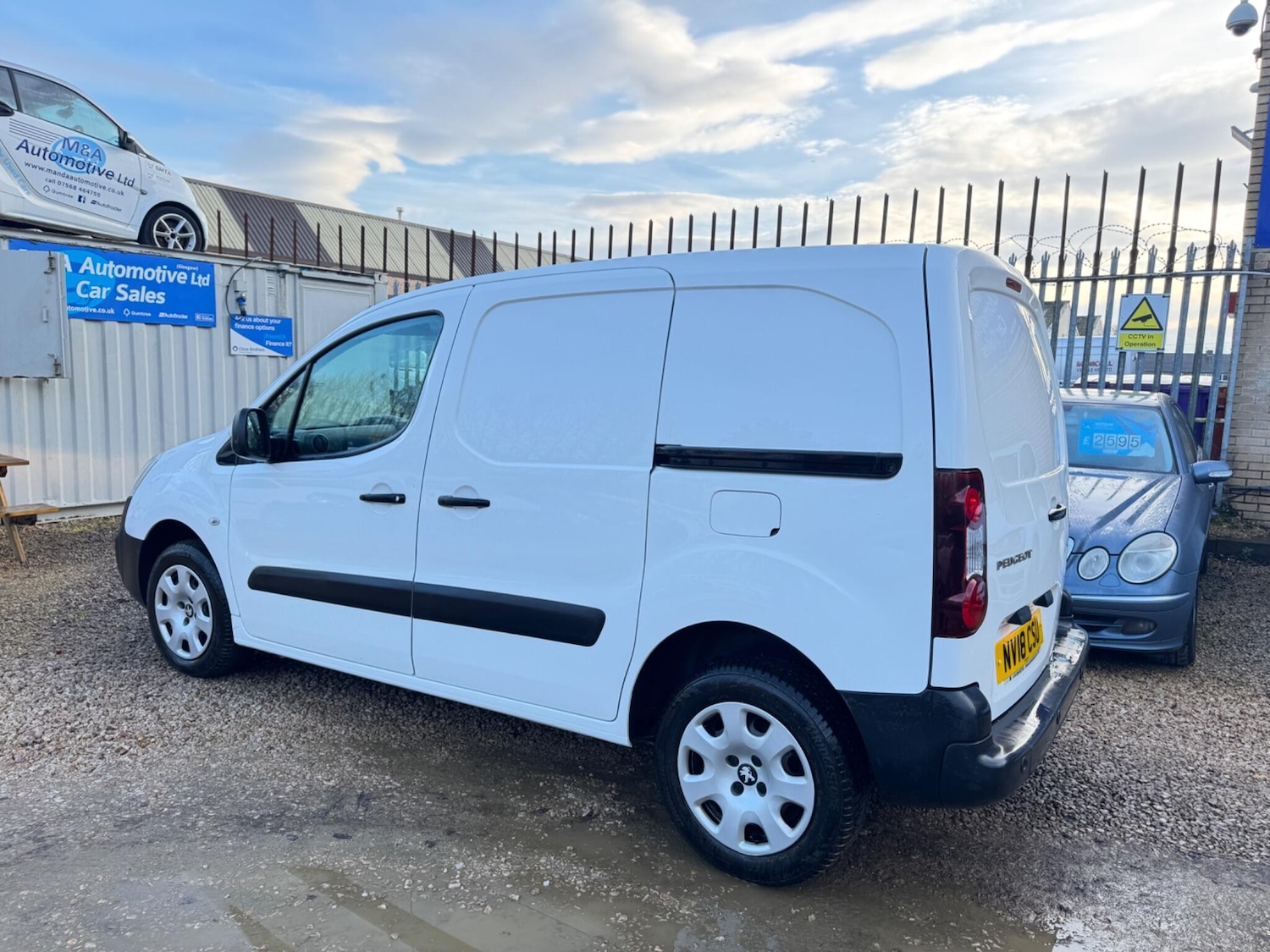 Used Peugeot Partner 2018 for sale - 76824250: Photo 4