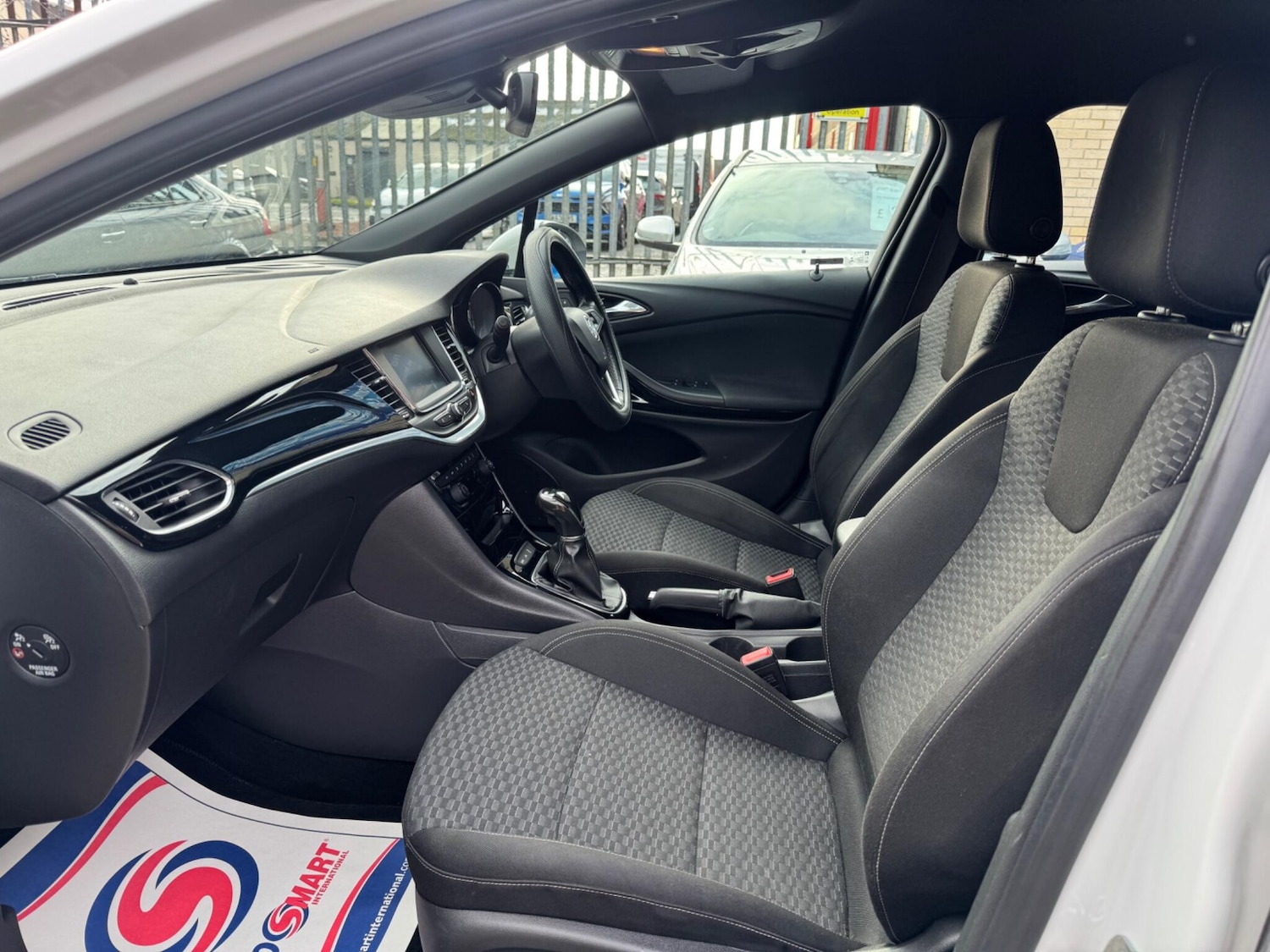 Used Vauxhall Astra 2016 for sale - 76166920: Photo 10