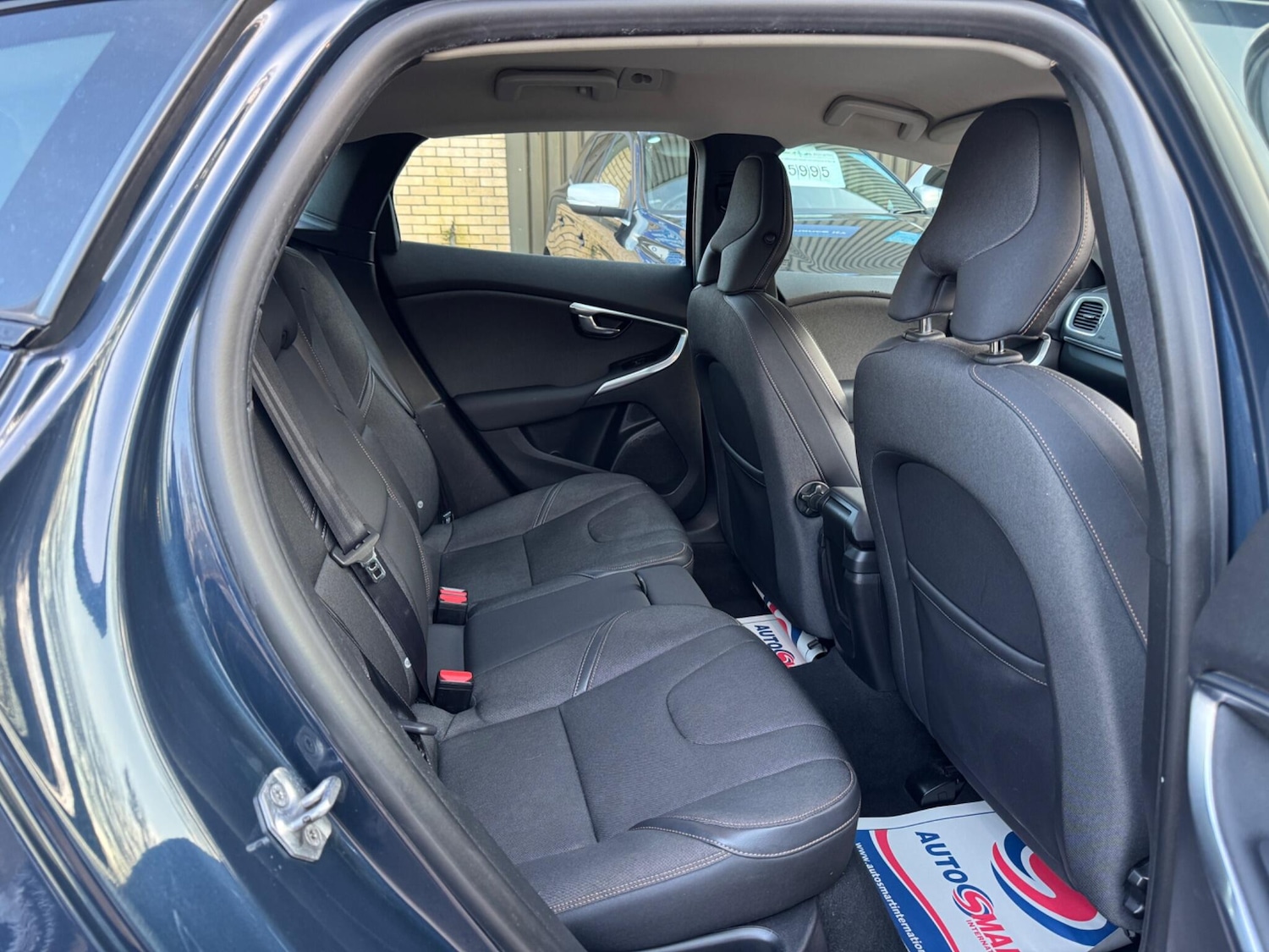 Used Volvo V40 Cross Country for sale - 77768411: Photo 13