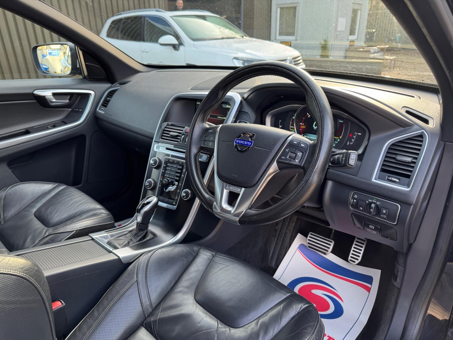 Used Volvo XC60 for sale - 77585980: Photo 10