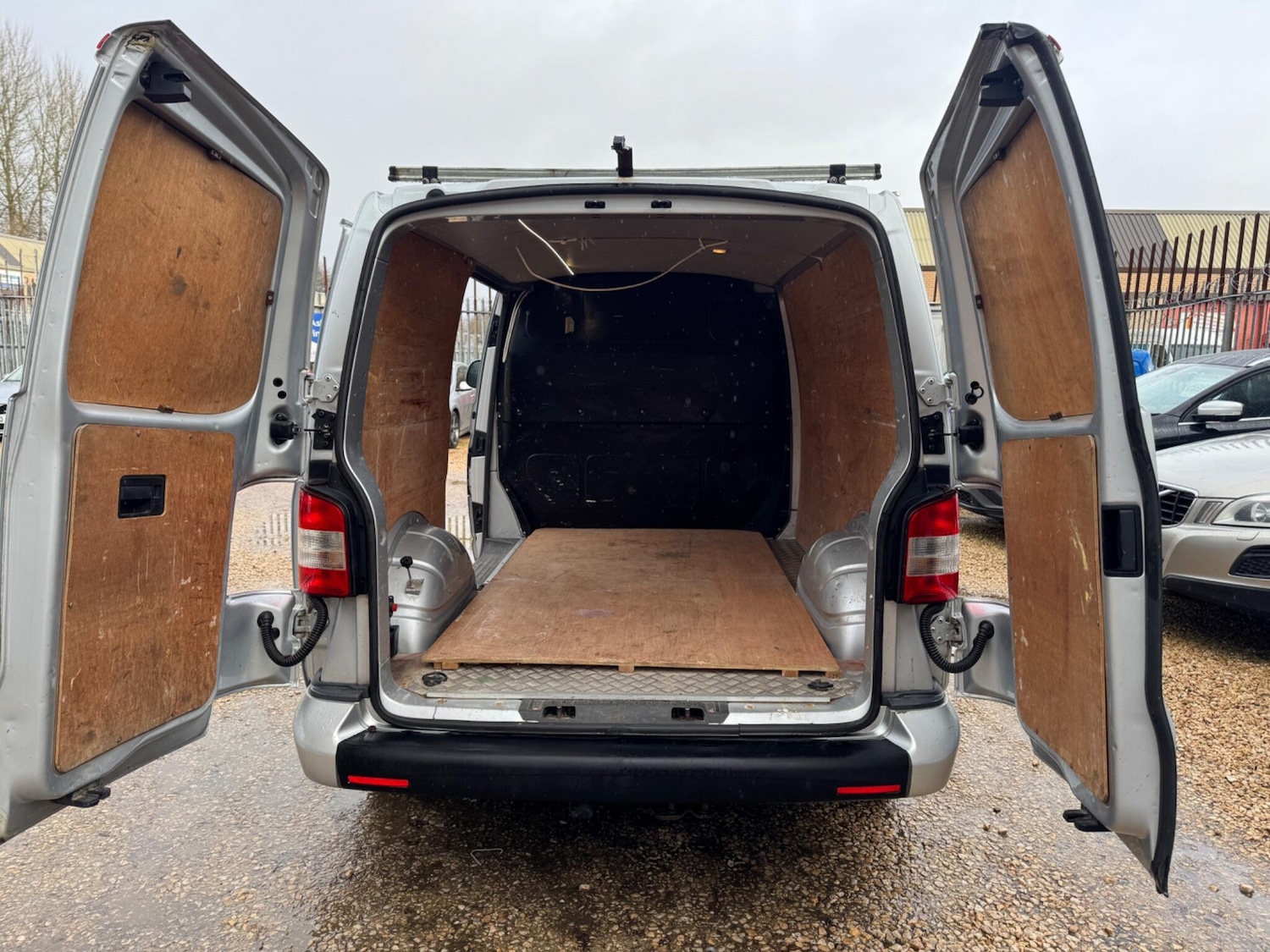 Used Volkswagen Transporter for sale - 77671754: Photo 13