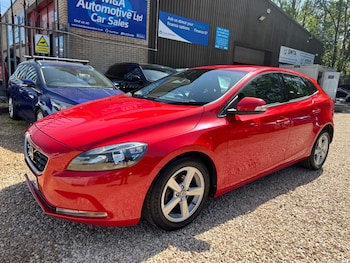 Used Volvo V40 2014 for sale - 78695234: Photo