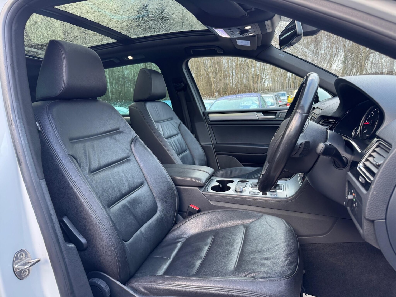 Used Volkswagen Touareg for sale - 77016171: Photo 18