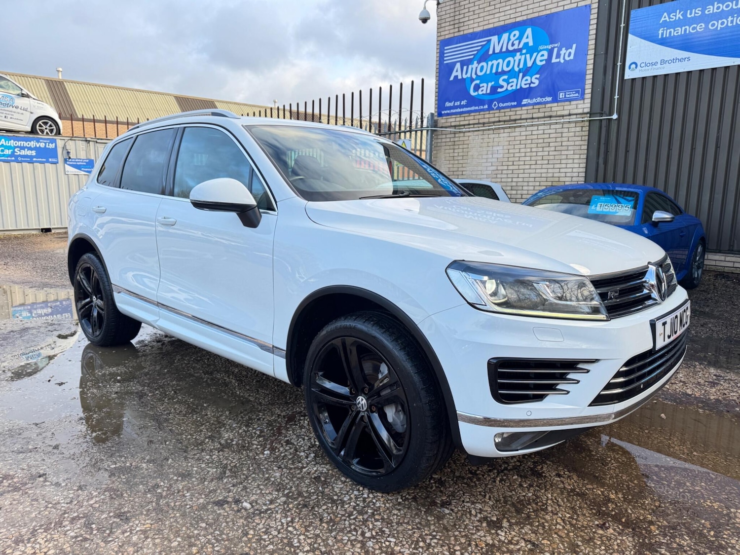 Used Volkswagen Touareg for sale - 77016171: Photo 2