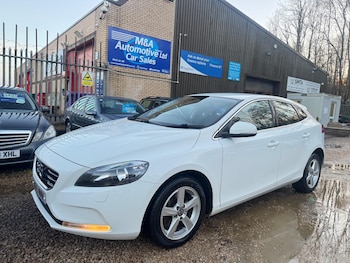 Used Volvo V40 2016 for sale - 76584424: Photo