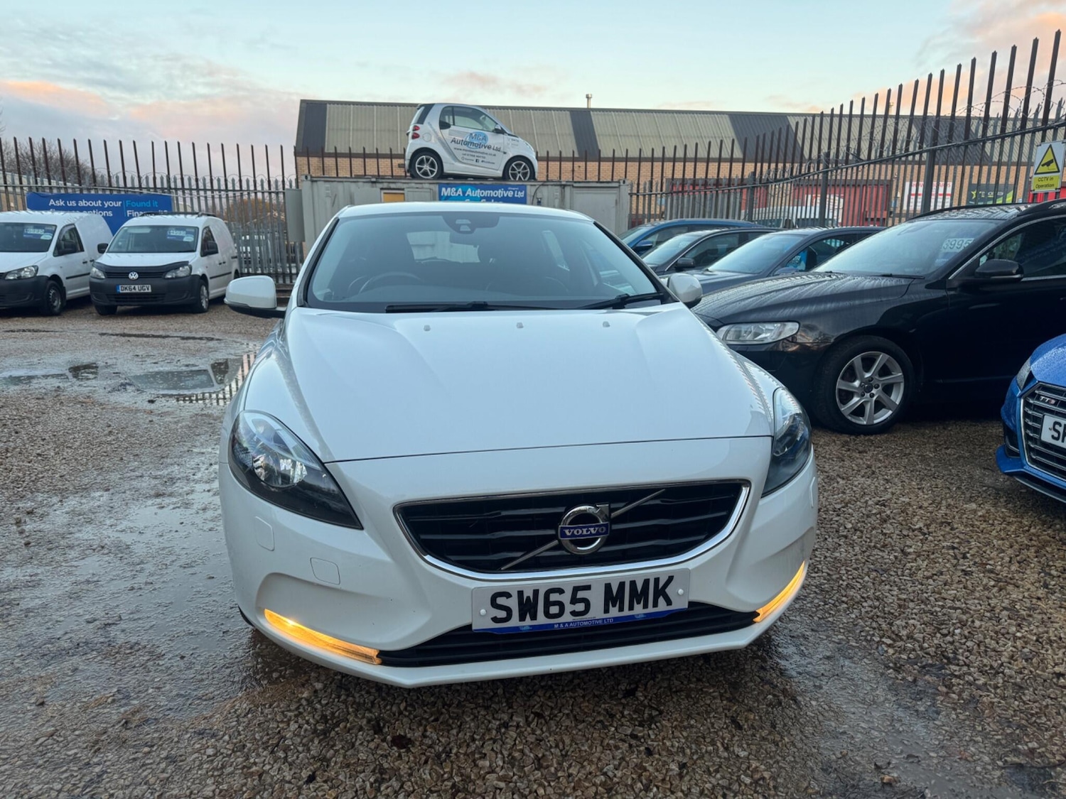 Used Volvo V40 2016 for sale - 76584424: Photo 8