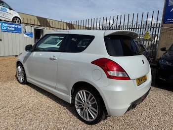 Used Suzuki Swift 2014 for sale - 78685227: Photo