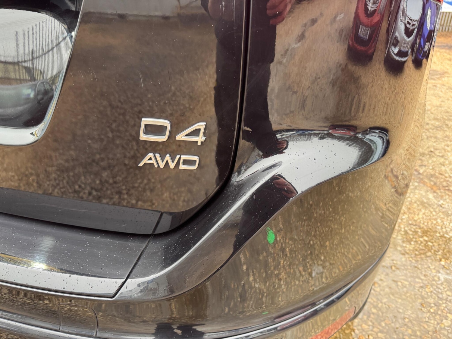 Used Volvo XC60 2017 for sale - 76619833: Photo 10