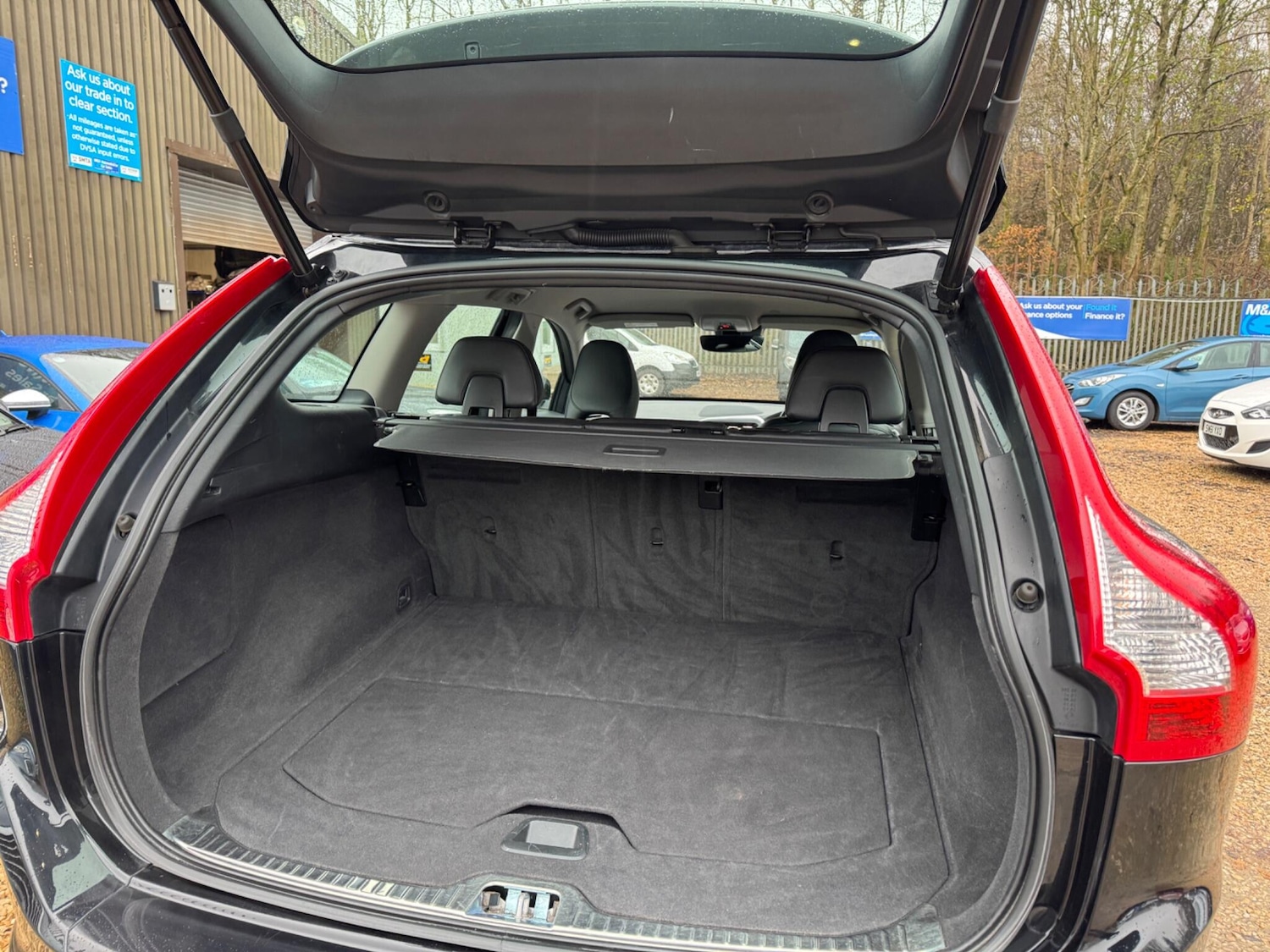 Used Volvo XC60 2017 for sale - 76619833: Photo 22