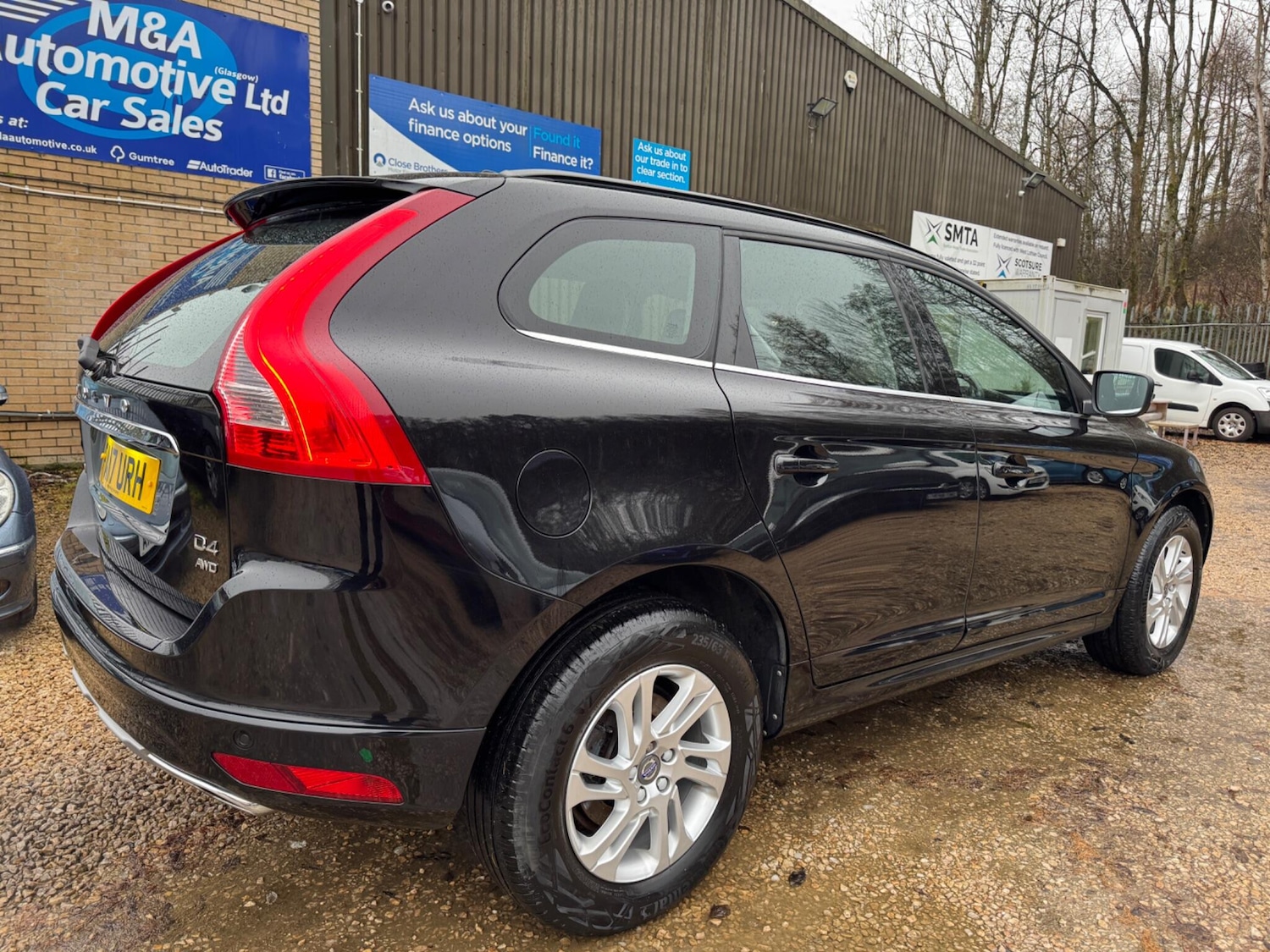 Used Volvo XC60 2017 for sale - 76619833: Photo 4