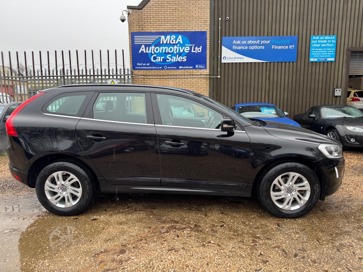 Used Volvo XC60 2017 for sale - 76619833: Photo 5