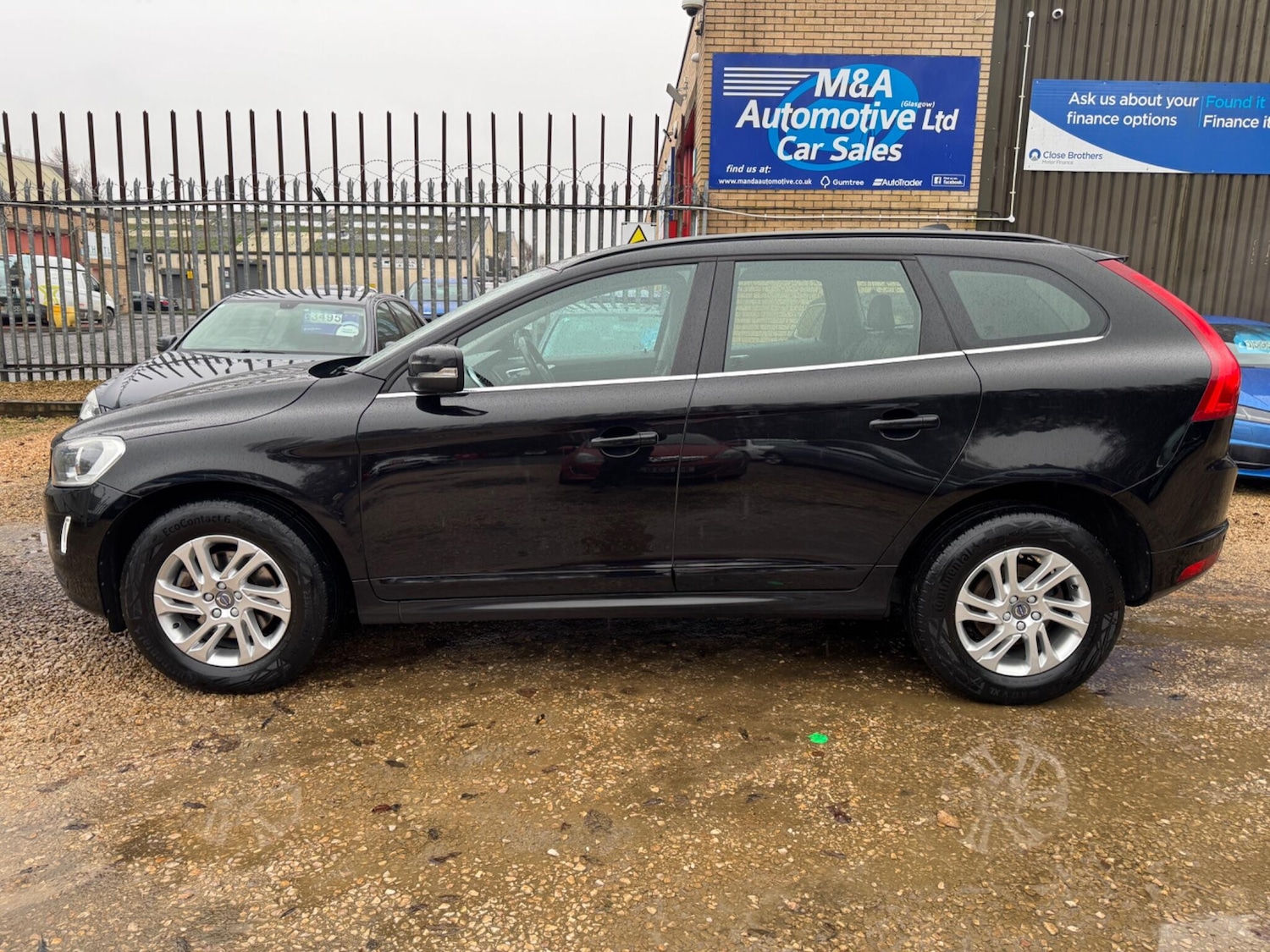 Used Volvo XC60 2017 for sale - 76619833: Photo 6