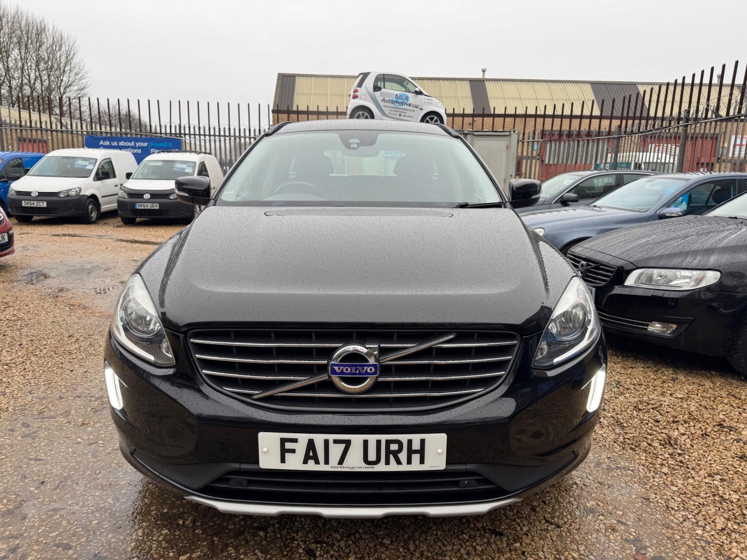 Used Volvo XC60 2017 for sale - 76619833: Photo 8