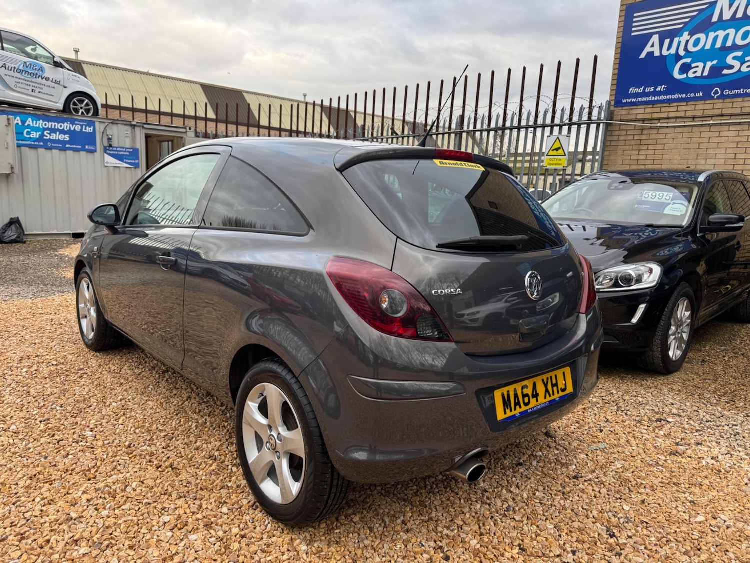 Used Vauxhall Corsa 2014 for sale - 77939883: Photo 4