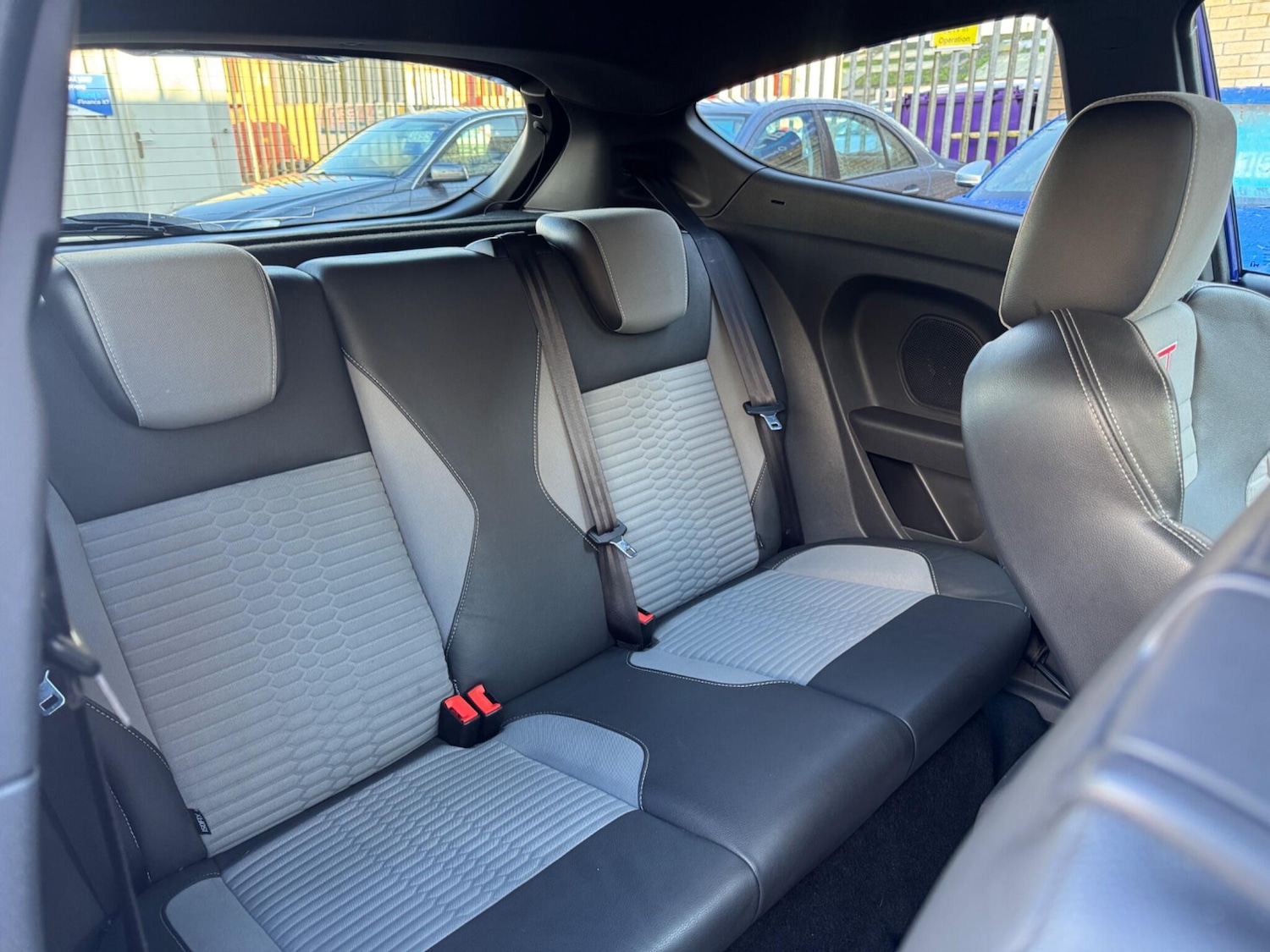 Used Ford Fiesta 2014 for sale - 76562403: Photo 16