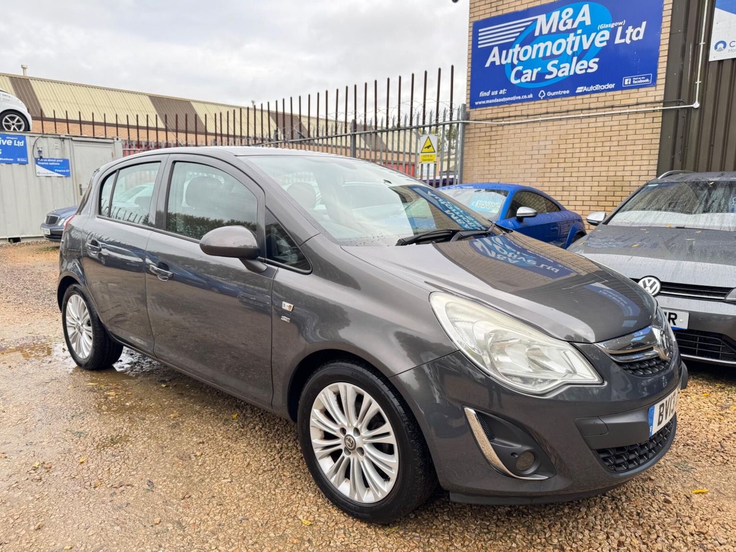 Used Vauxhall Corsa 2013 for sale - 76227286: Photo 1