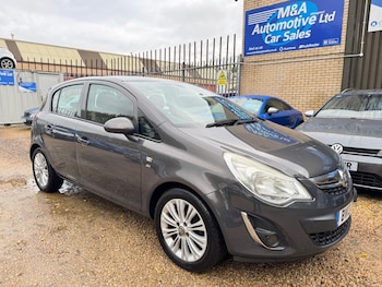Vauxhall - Corsa