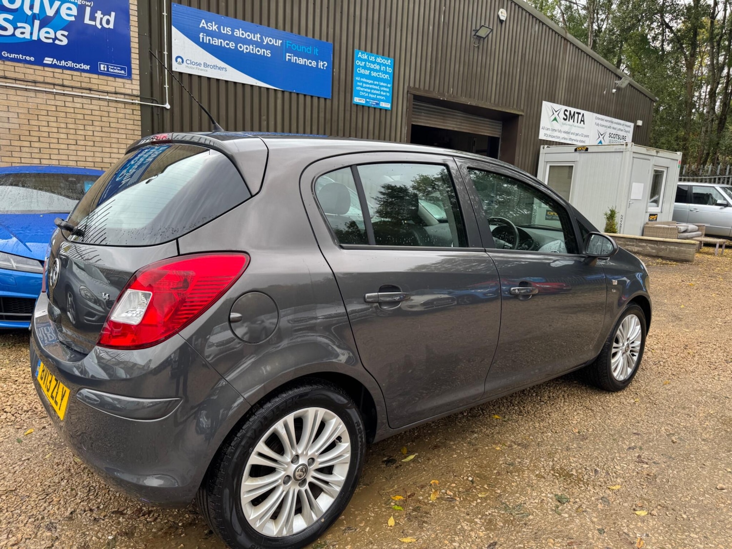 Used Vauxhall Corsa 2013 for sale - 76227286: Photo 2