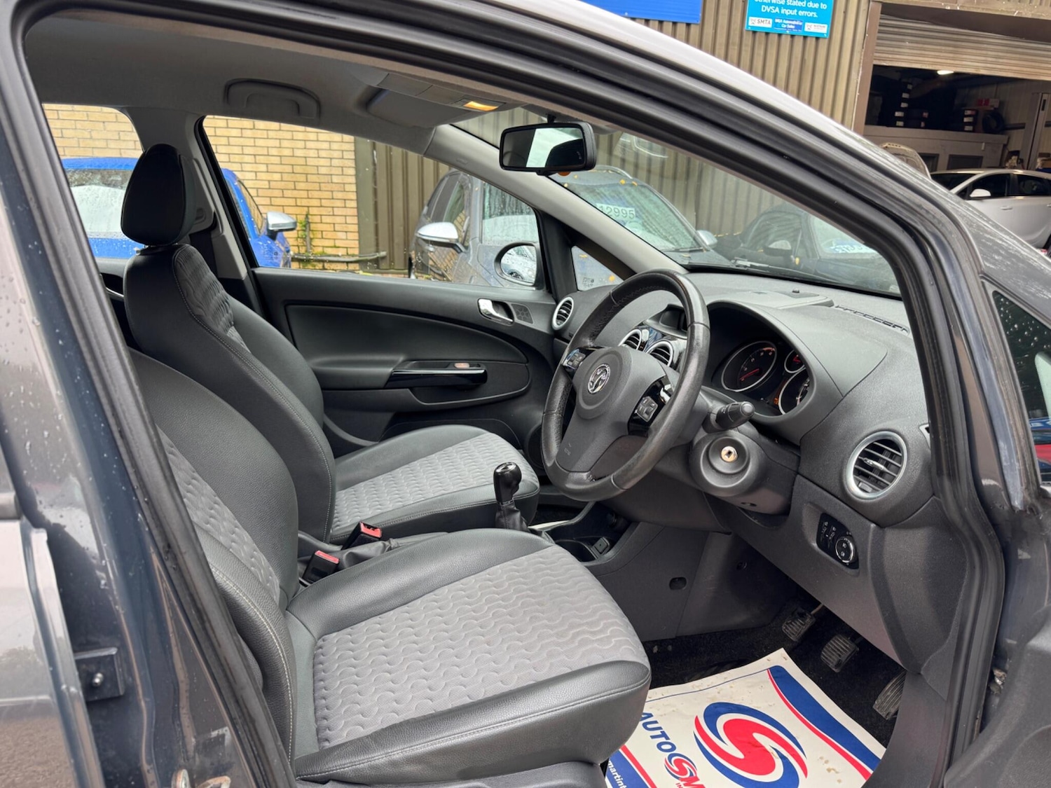 Used Vauxhall Corsa 2013 for sale - 76227286: Photo 9