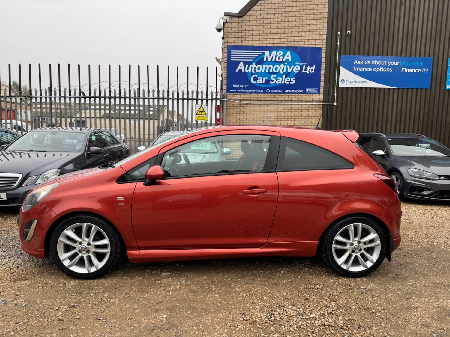 Used Vauxhall Corsa 2013 for sale - 76270769: Photo 8
