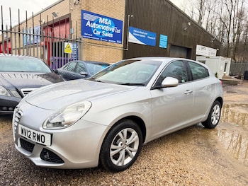 (12) - 2.0 JTDM-2 Lusso Euro 5 (s/s) 5dr