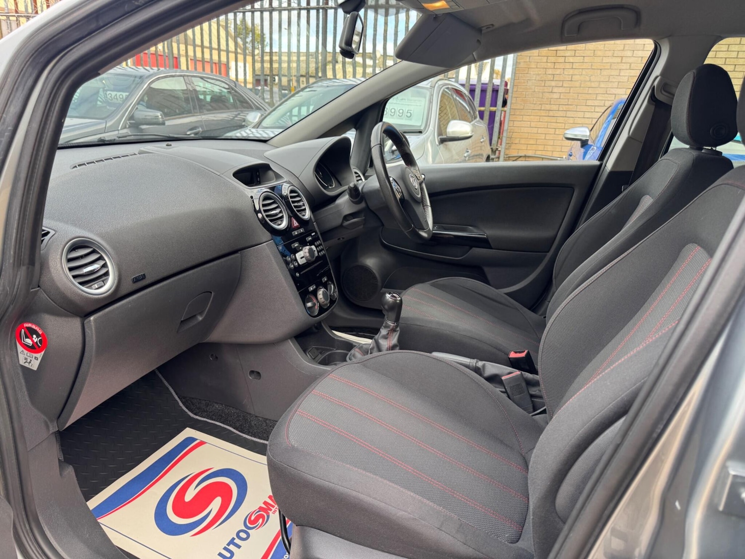 Used Vauxhall Corsa 2014 for sale - 76238773: Photo 10