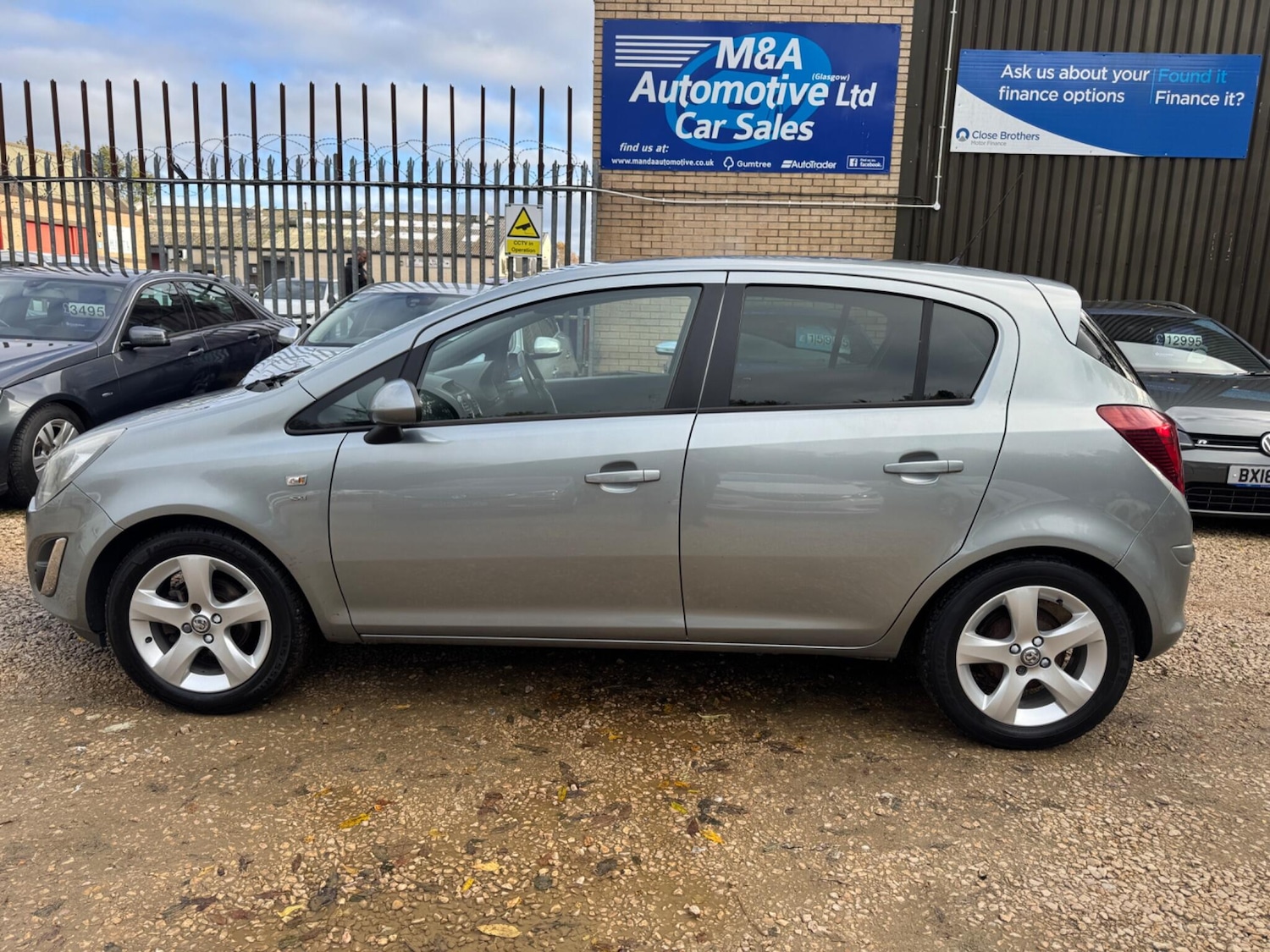 Used Vauxhall Corsa 2014 for sale - 76238773: Photo 5