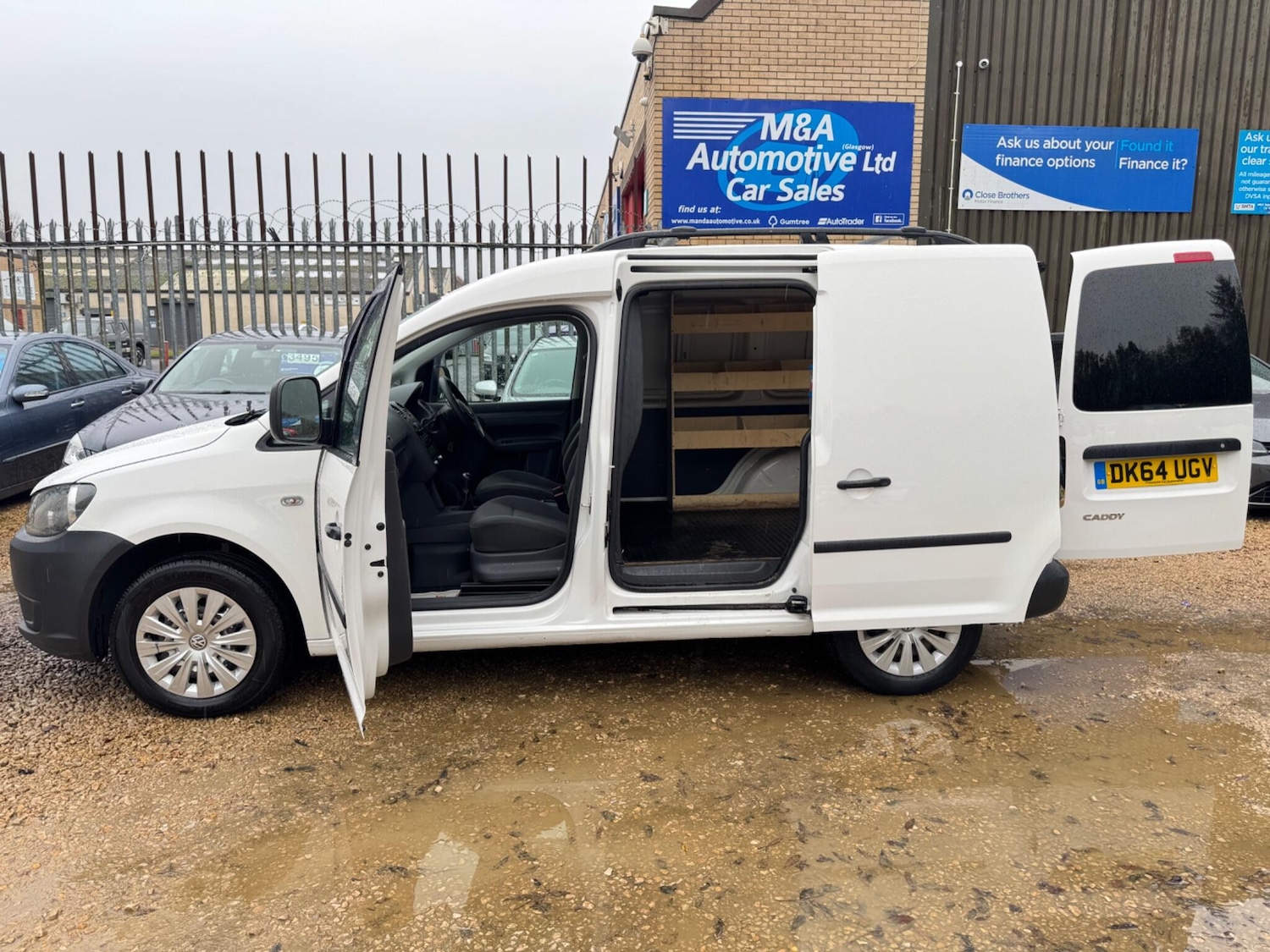 Used Volkswagen Caddy 2014 for sale - 76371593: Photo 12