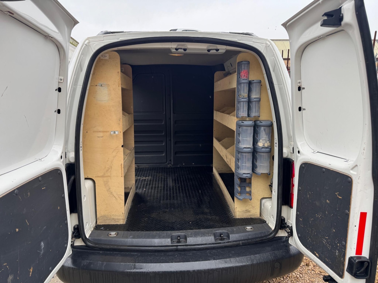 Used Volkswagen Caddy 2014 for sale - 76371593: Photo 13