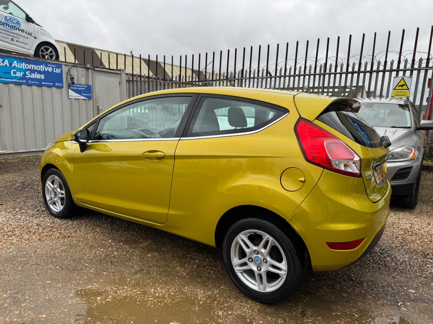 Used Ford Fiesta 2013 for sale - 77455294: Photo 4