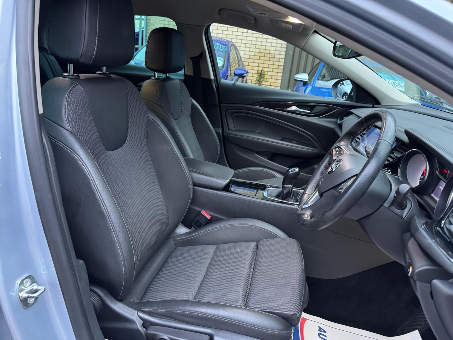 Used Vauxhall Insignia 2017 for sale - 77215575: Photo 13