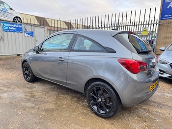 Used Vauxhall Corsa 2017 for sale - 77230148: Photo