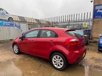 Used Kia Rio 2014 for sale - 76645800: Photo