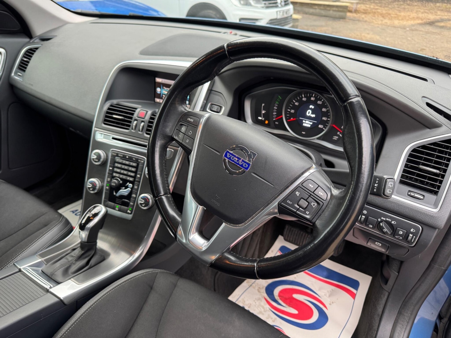 Used Volvo XC60 2014 for sale - 77267501: Photo 10