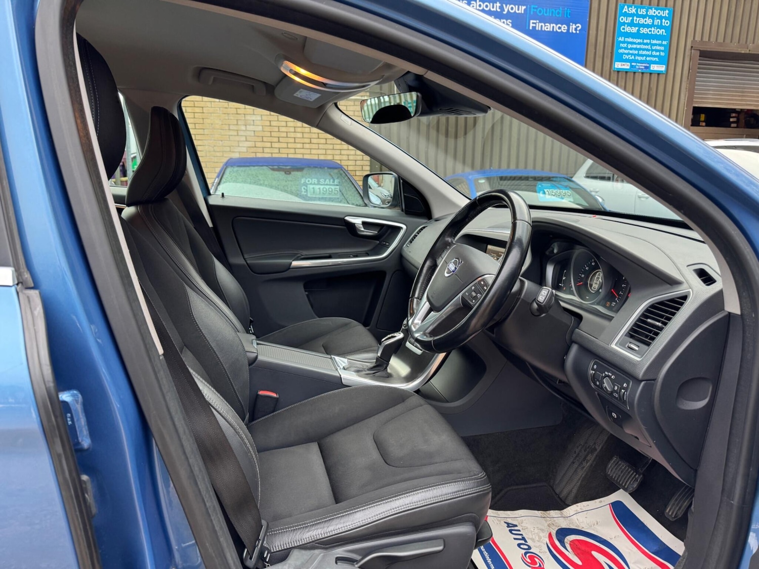 Used Volvo XC60 2014 for sale - 77267501: Photo 11