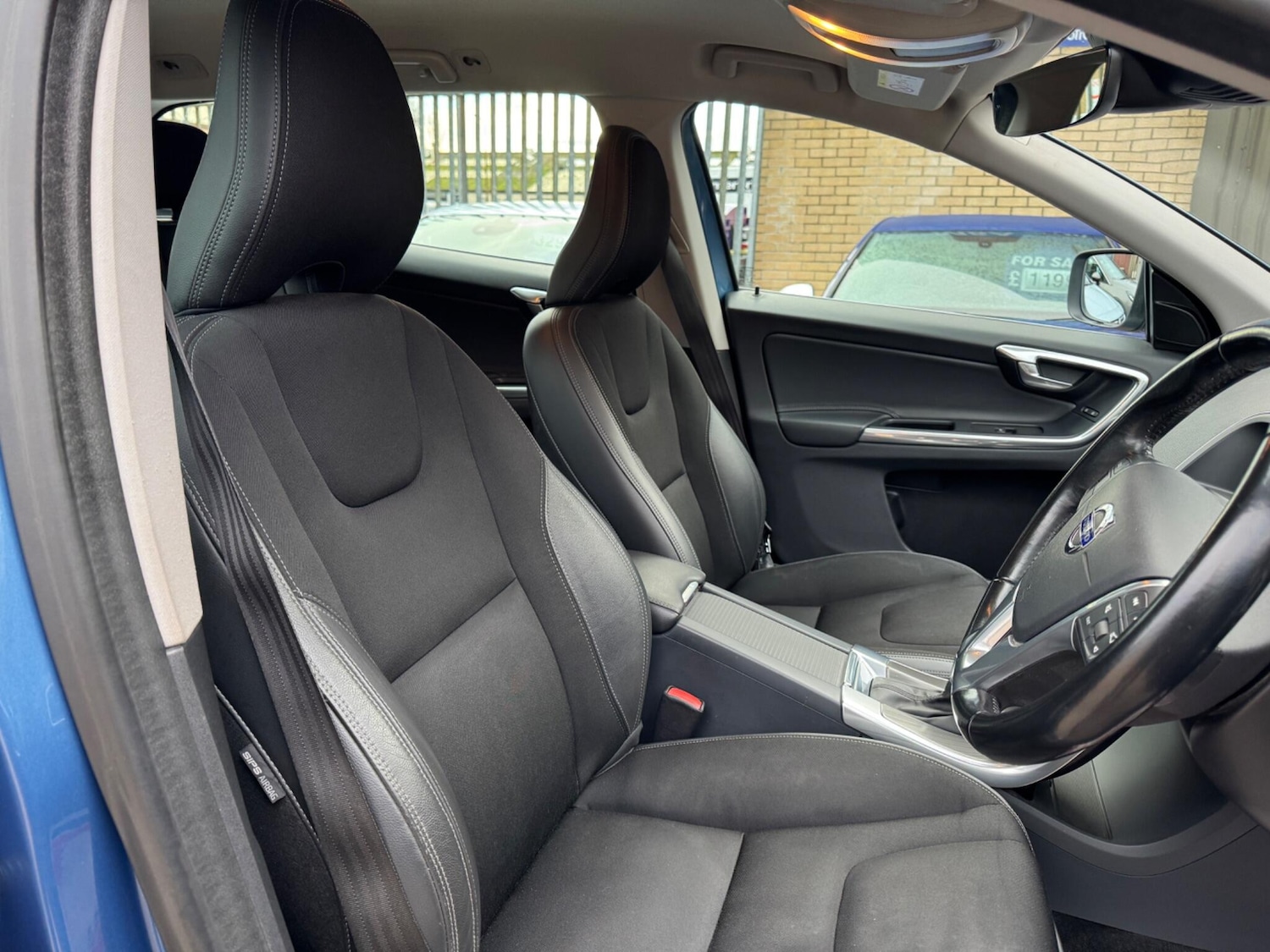 Used Volvo XC60 2014 for sale - 77267501: Photo 12