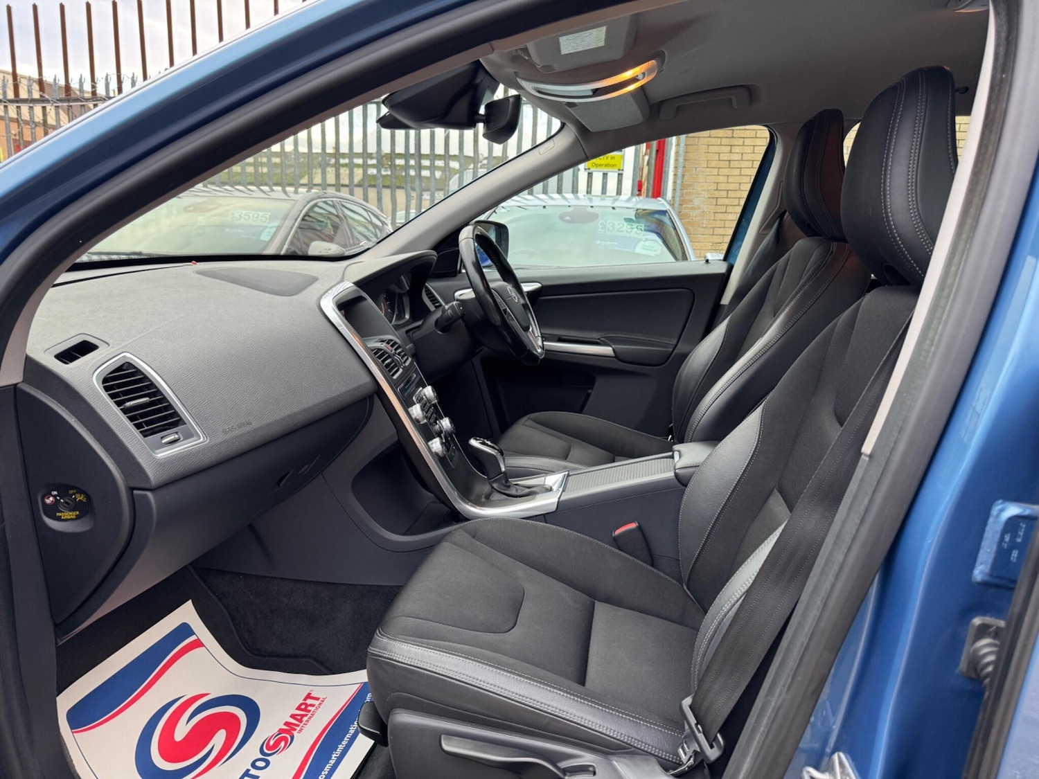 Used Volvo XC60 2014 for sale - 77267501: Photo 15