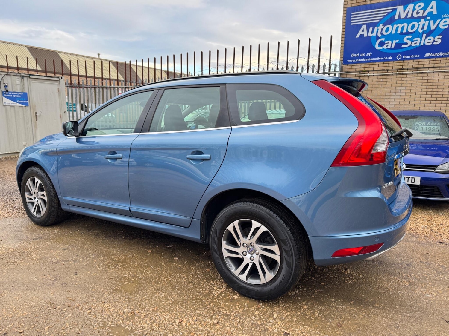 Used Volvo XC60 2014 for sale - 77267501: Photo 4