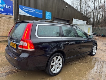 Used Volvo V70 2014 for sale - 76572714: Photo