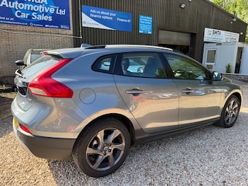 Used Volvo V40 2015 for sale - 78704863: Photo