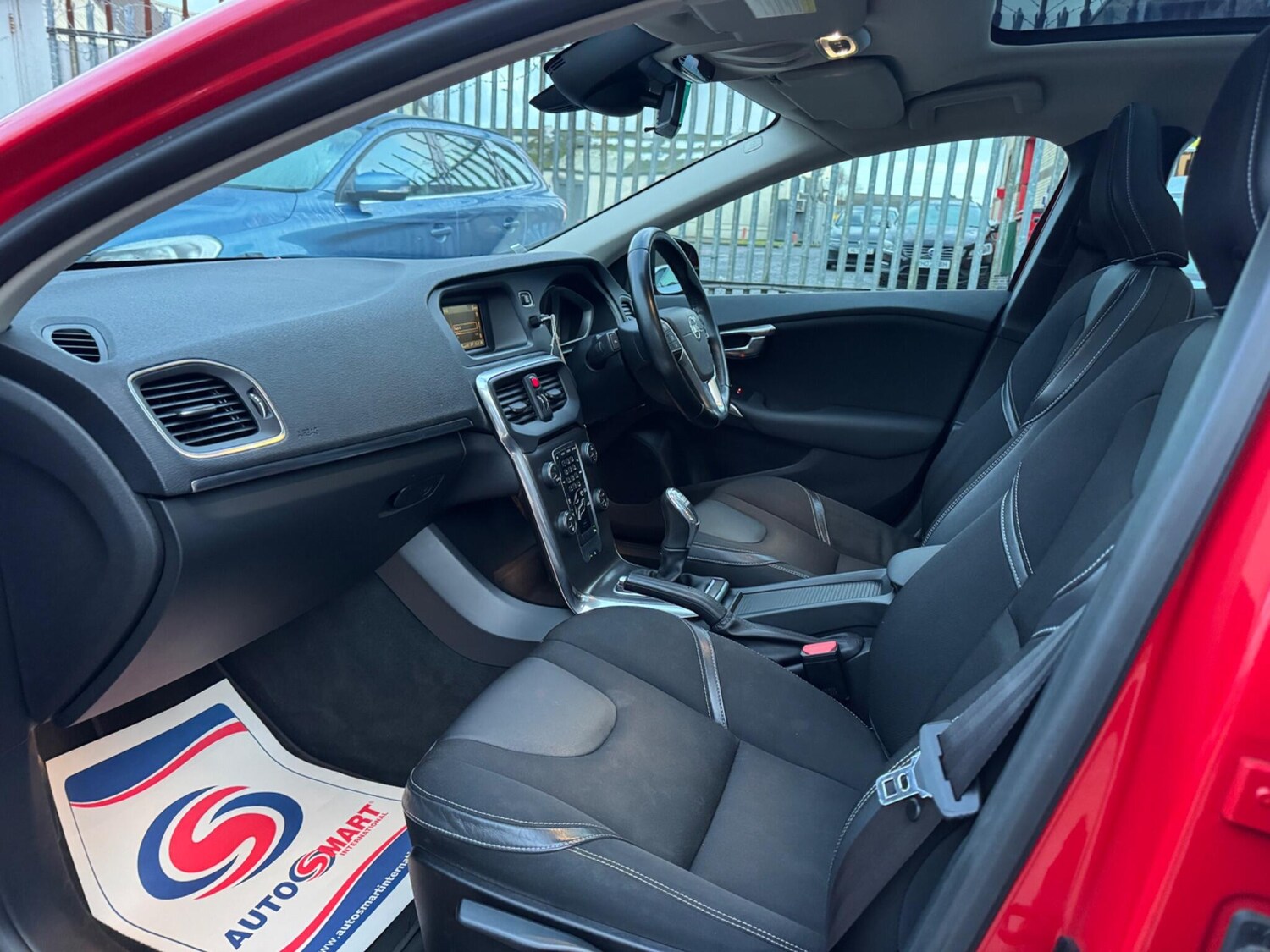 Used Volvo V40 2013 for sale - 77387501: Photo 16