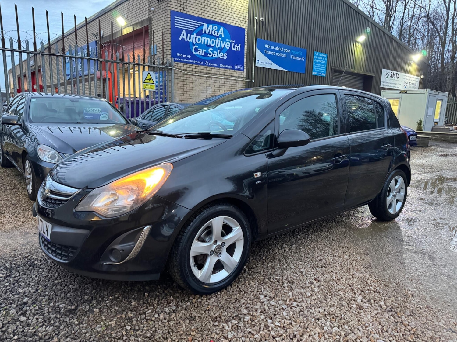 Used Vauxhall Corsa 2014 for sale - 76839736: Photo 2