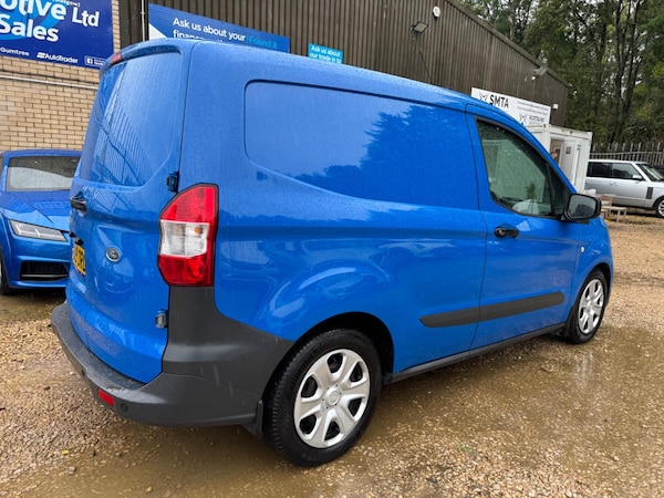 Used Ford Transit Courier 2019 for sale - 76167221: Photo 3